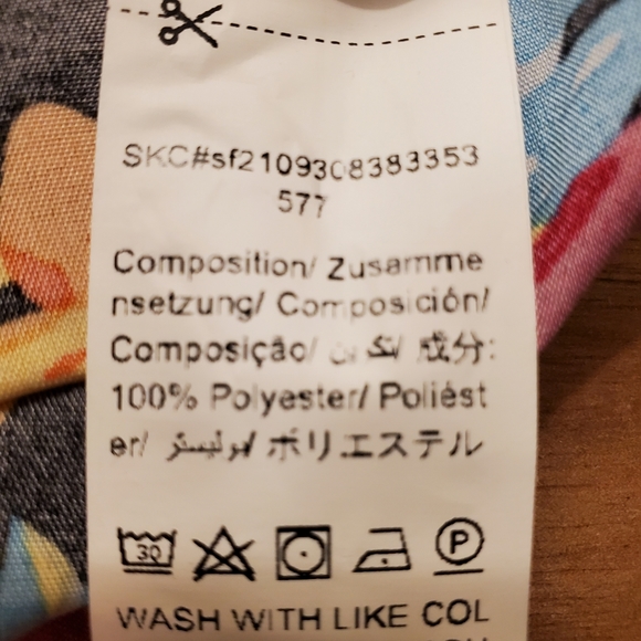 Colorful SHEIN 1XL Womans Dress - Picture 8 of 8